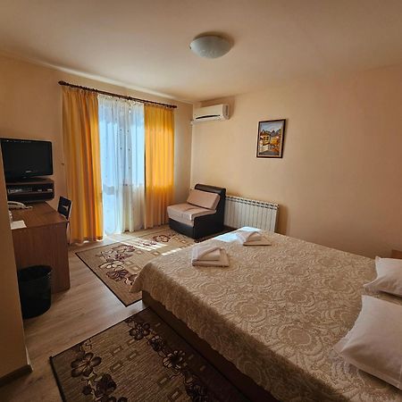 Panorama Family Hotel Zlatograd Exterior photo